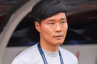 Cấp độ nào? Cúp châu Á 2000, Túc Mậu Trăn bá đạo dẫn đầu công phá cầu môn Hàn Quốc